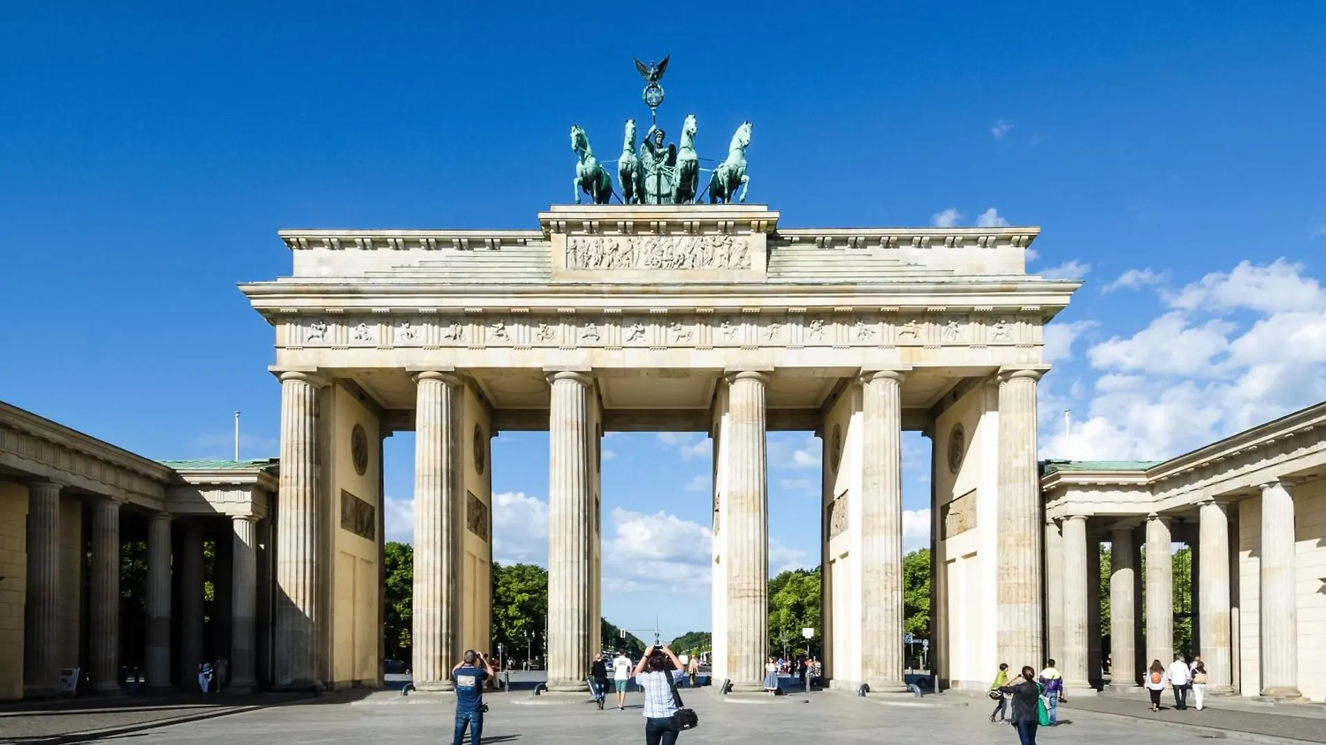 Homely Berlin - Super Modern, City Center, Rosenthalerplatz