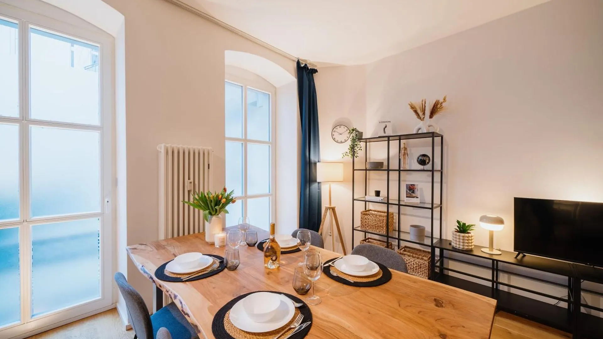 Homely Berlin - Super Modern, City Center, Rosenthalerplatz 아파트